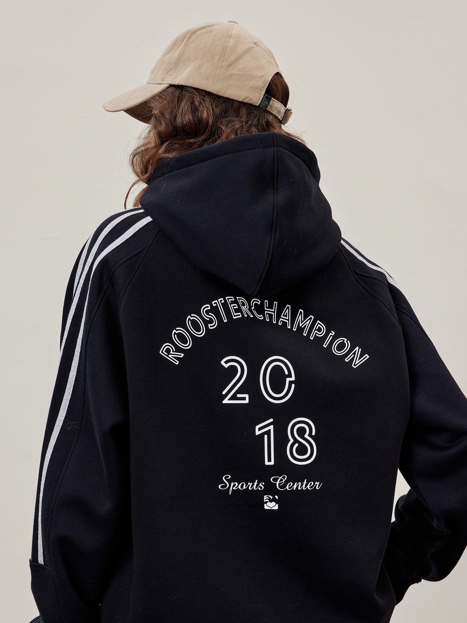 Basic Embroidery Logo Hoodies - Black